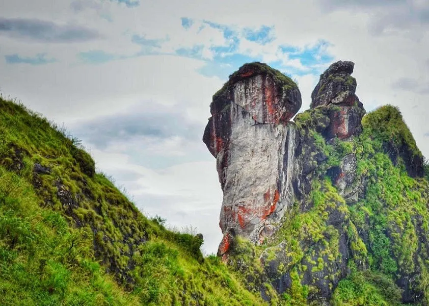 Illikkal Kallu Trek landscape